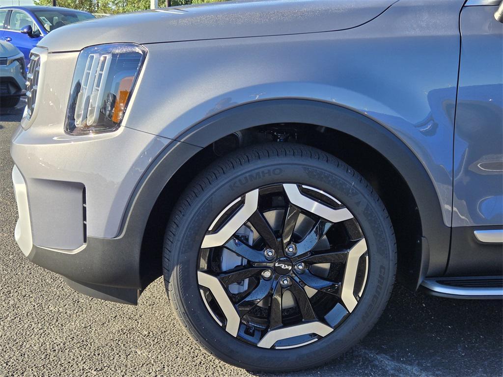 new 2025 Kia Telluride car, priced at $38,049