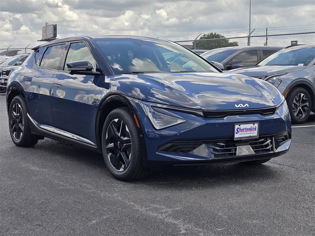 new 2025 Kia EV6 car, priced at $37,374