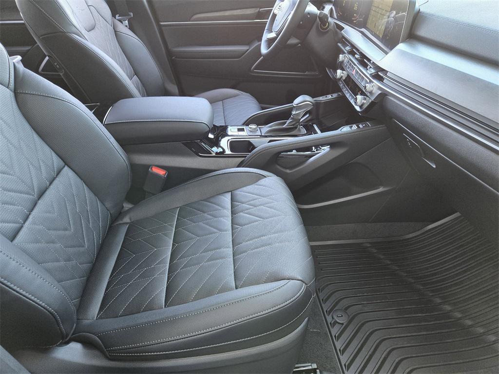 new 2025 Kia Telluride car, priced at $44,050
