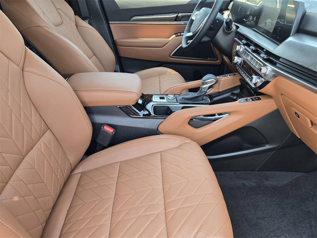 new 2025 Kia Telluride car, priced at $45,676