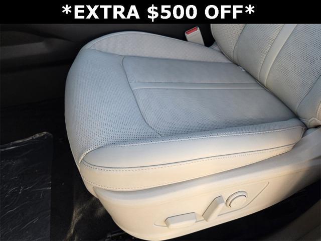 new 2025 Kia Sorento car, priced at $33,801