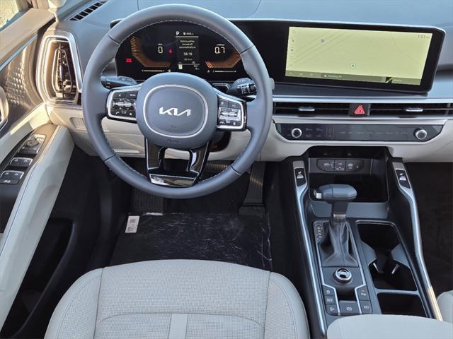 new 2025 Kia Sorento car, priced at $37,685