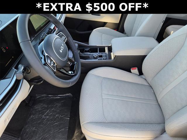 new 2025 Kia Sorento car, priced at $33,801