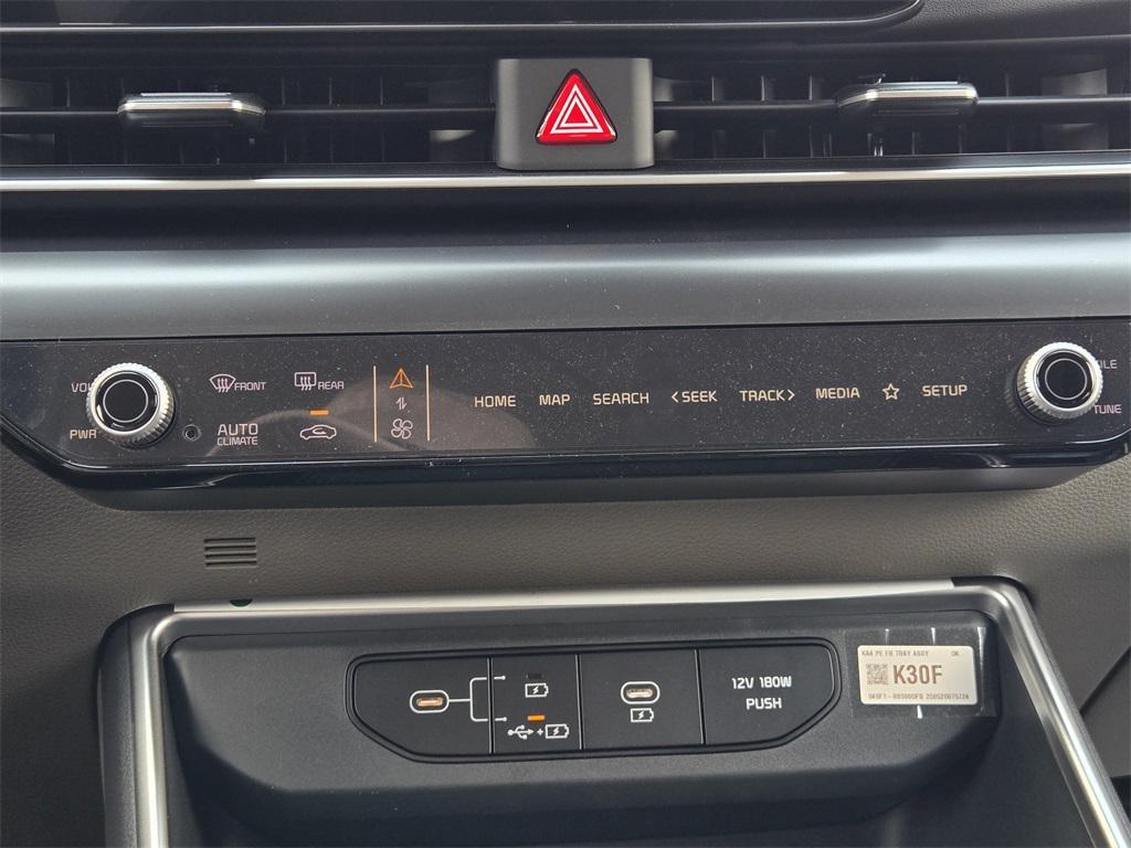 new 2026 Kia Carnival Hybrid car, priced at $39,652