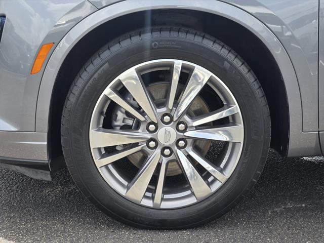 used 2022 Cadillac XT6 car, priced at $29,216