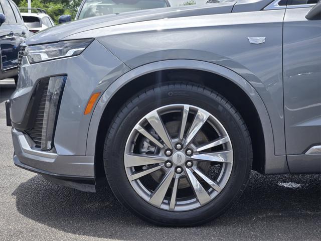 used 2022 Cadillac XT6 car, priced at $29,216