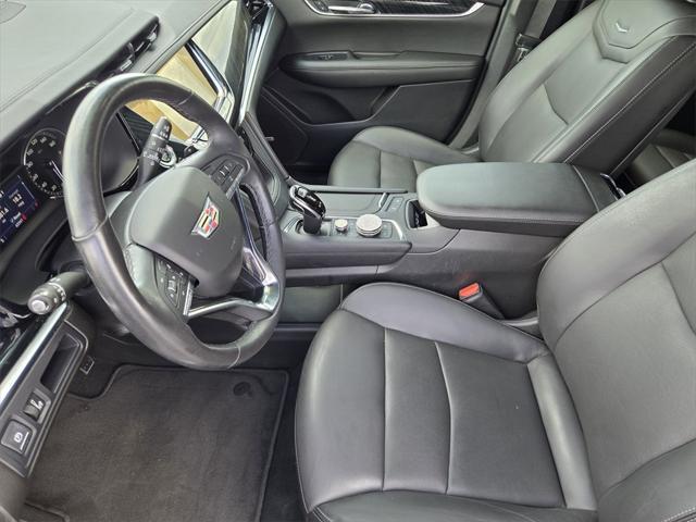 used 2022 Cadillac XT6 car, priced at $29,216