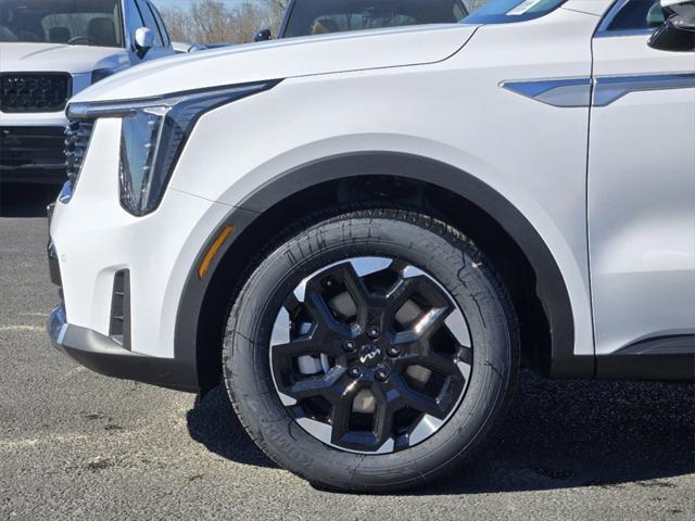 new 2025 Kia Sorento car, priced at $37,085
