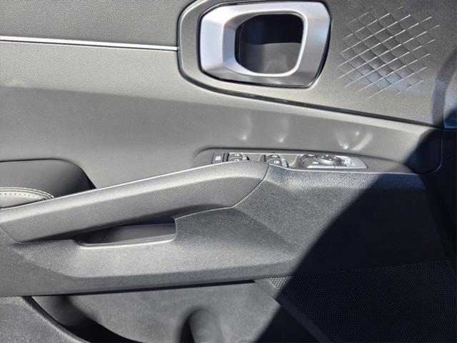 new 2025 Kia Sorento car, priced at $37,085