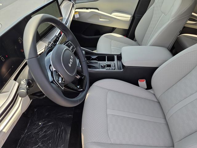 new 2025 Kia Sorento car, priced at $35,030