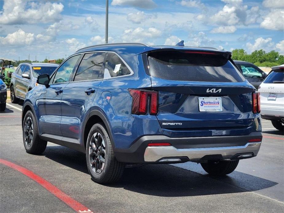 new 2025 Kia Sorento car, priced at $37,985