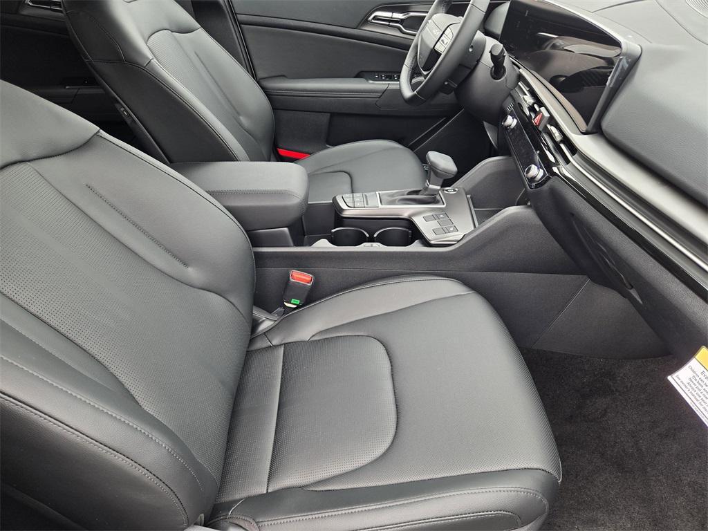 new 2026 Kia Sportage car, priced at $34,388