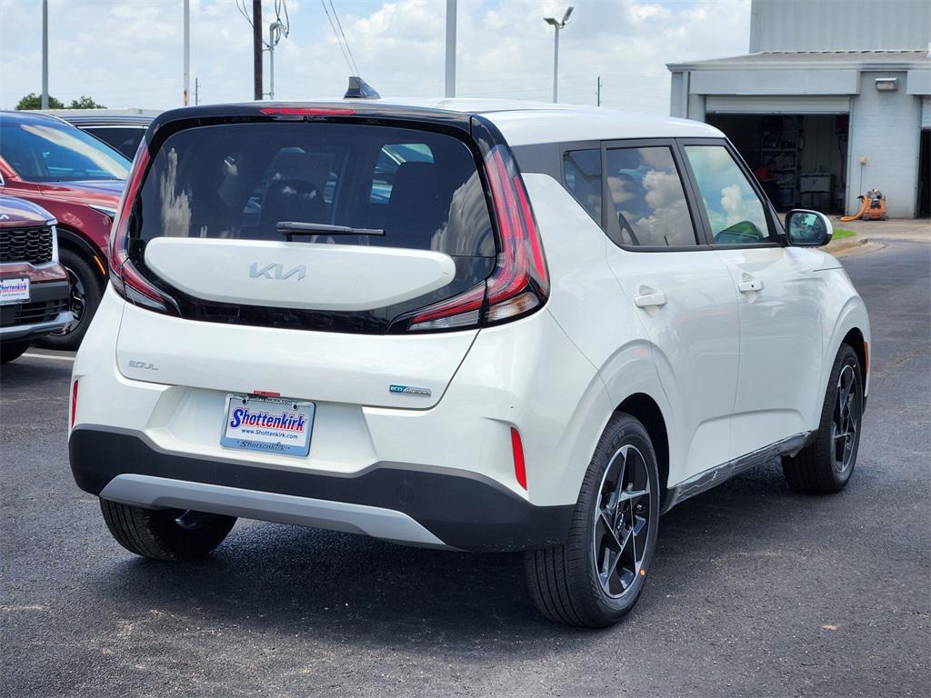new 2025 Kia Soul car, priced at $23,043
