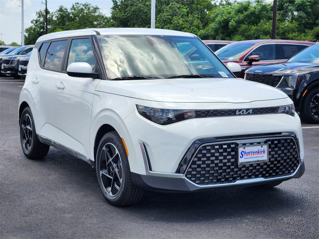 new 2025 Kia Soul car, priced at $23,043