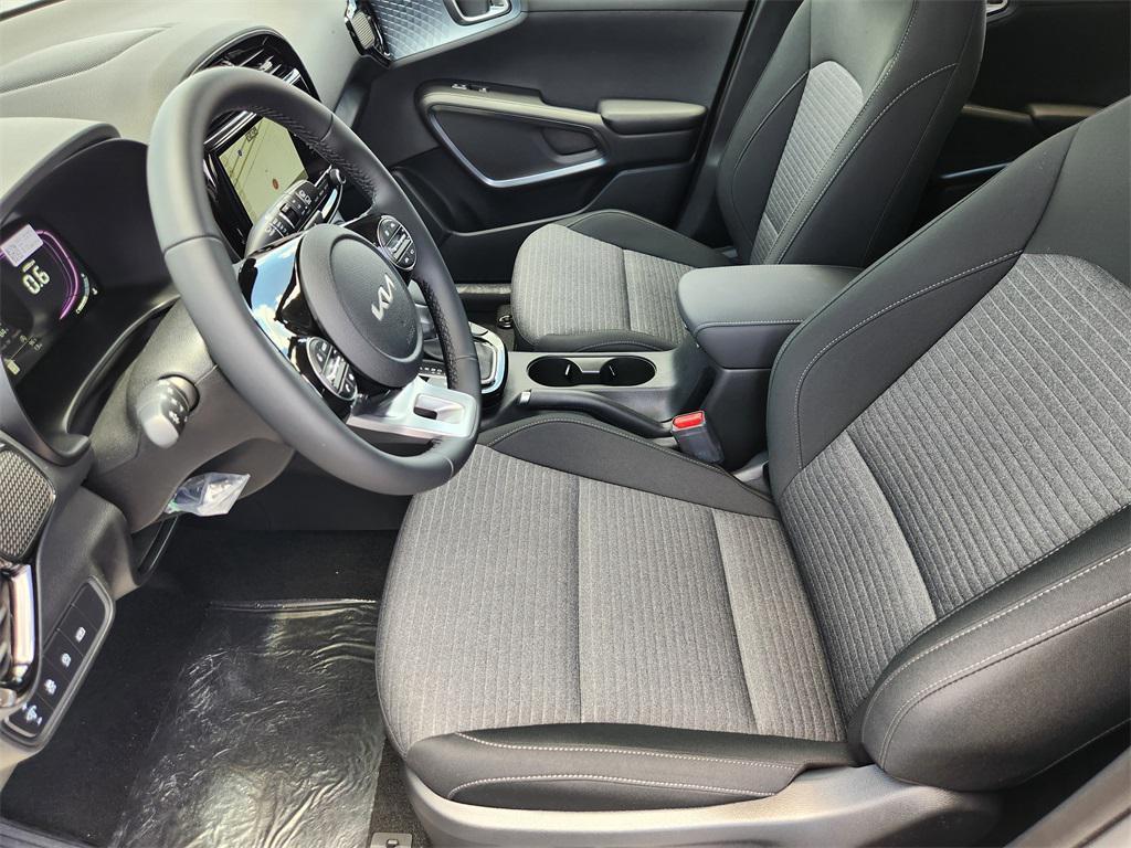 new 2025 Kia Soul car, priced at $23,043
