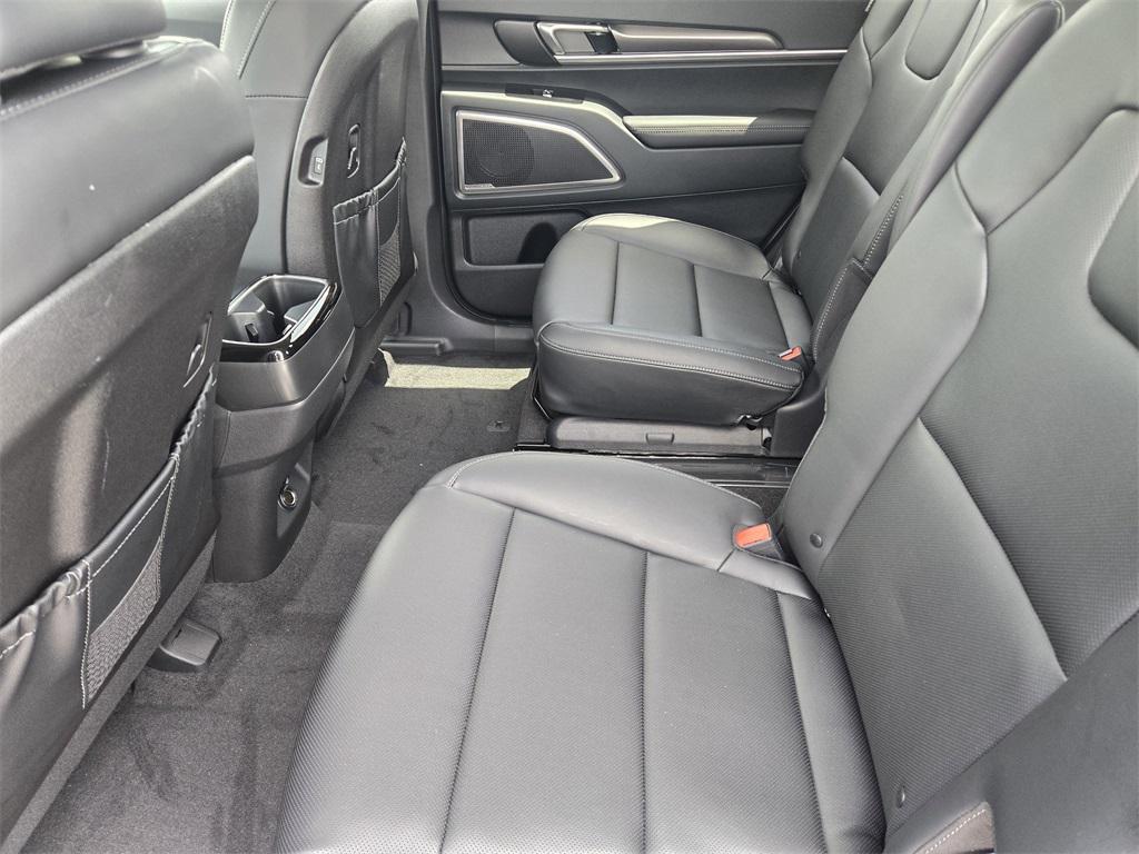 new 2025 Kia Telluride car, priced at $39,639