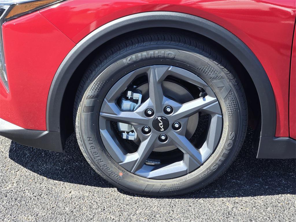 new 2025 Kia K4 car, priced at $22,332