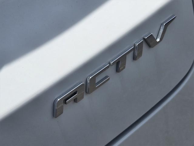 used 2024 Chevrolet TrailBlazer car, priced at $27,791