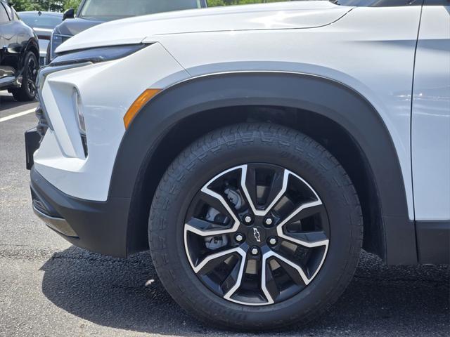 used 2024 Chevrolet TrailBlazer car, priced at $27,791