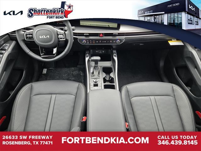 new 2025 Kia Sorento car, priced at $38,100