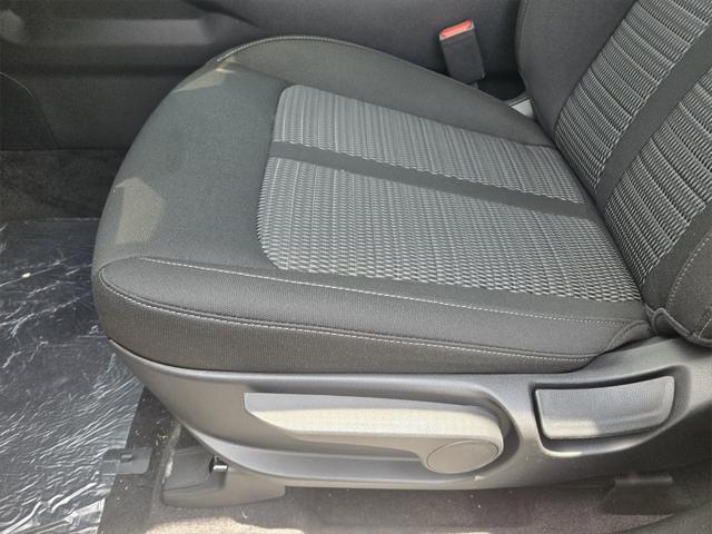 new 2025 Kia Sorento car, priced at $31,868