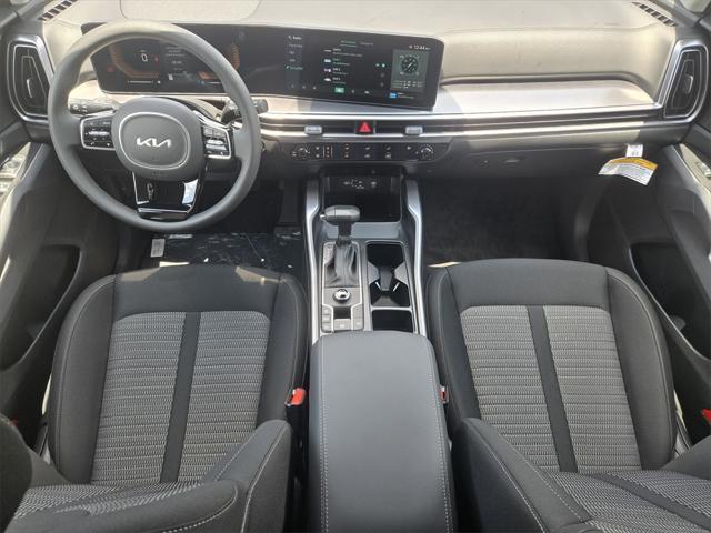 new 2025 Kia Sorento car, priced at $31,868