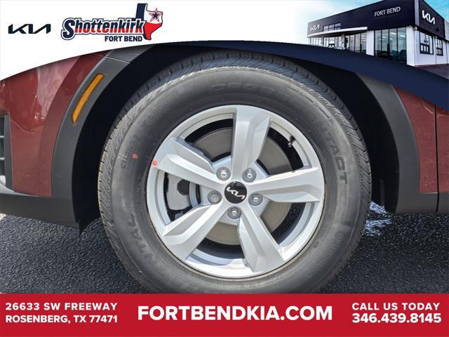 new 2025 Kia Sorento car, priced at $32,900