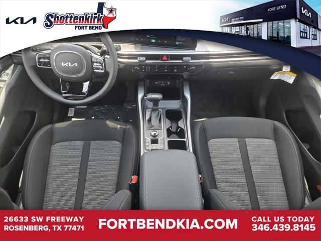 new 2025 Kia Sorento car, priced at $32,900