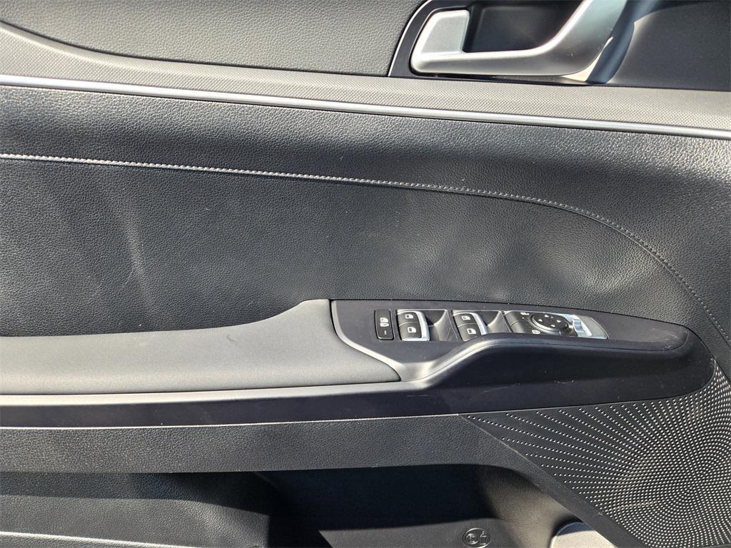 new 2026 Kia K5 car, priced at $25,637