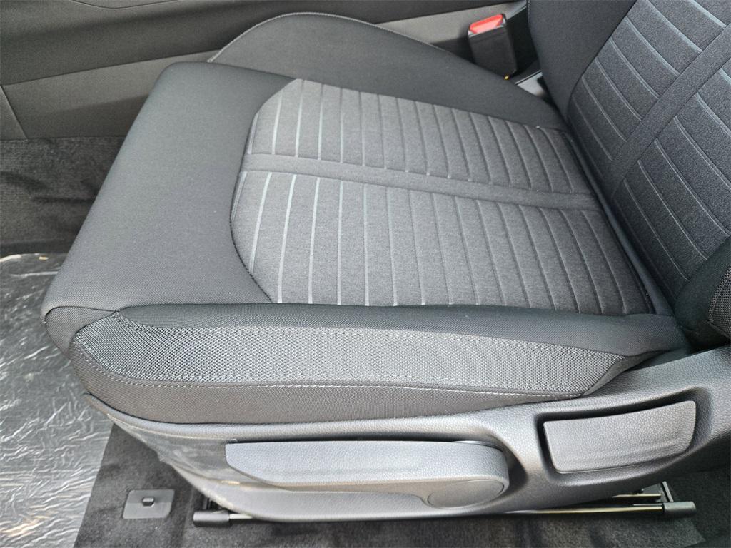 new 2026 Kia K5 car, priced at $25,637