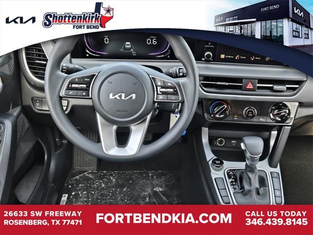 new 2025 Kia Seltos car, priced at $26,275