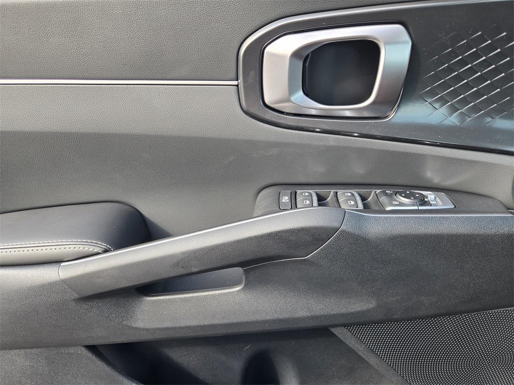new 2026 Kia Sorento car, priced at $33,708