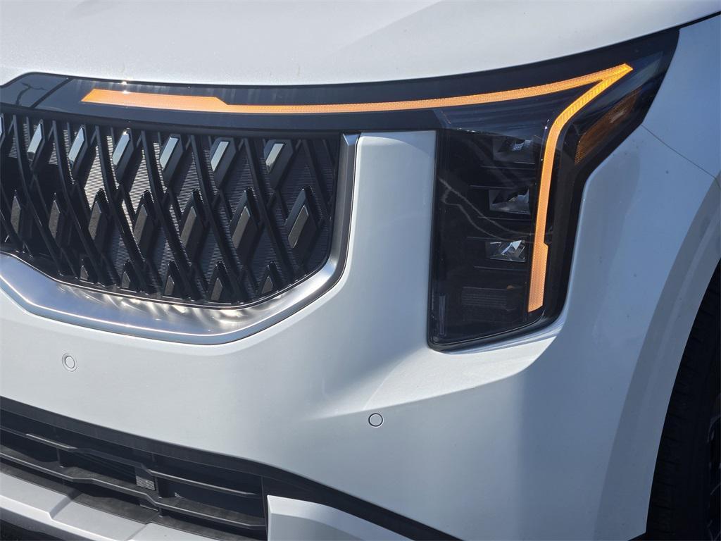 new 2026 Kia Carnival Hybrid car, priced at $42,266