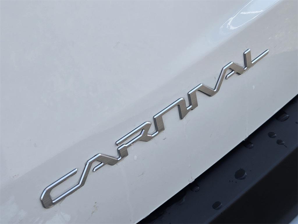 new 2026 Kia Carnival Hybrid car, priced at $42,266