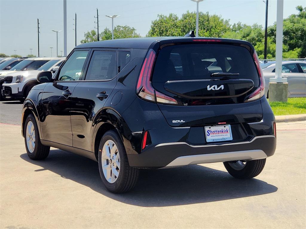 new 2025 Kia Soul car, priced at $21,792