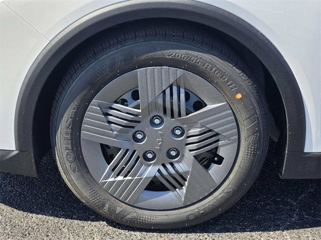 new 2025 Kia K4 car, priced at $21,401
