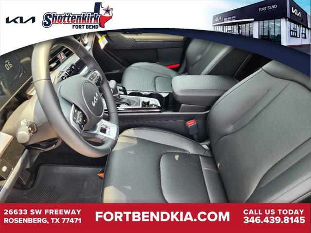 new 2025 Kia Sportage car, priced at $33,035