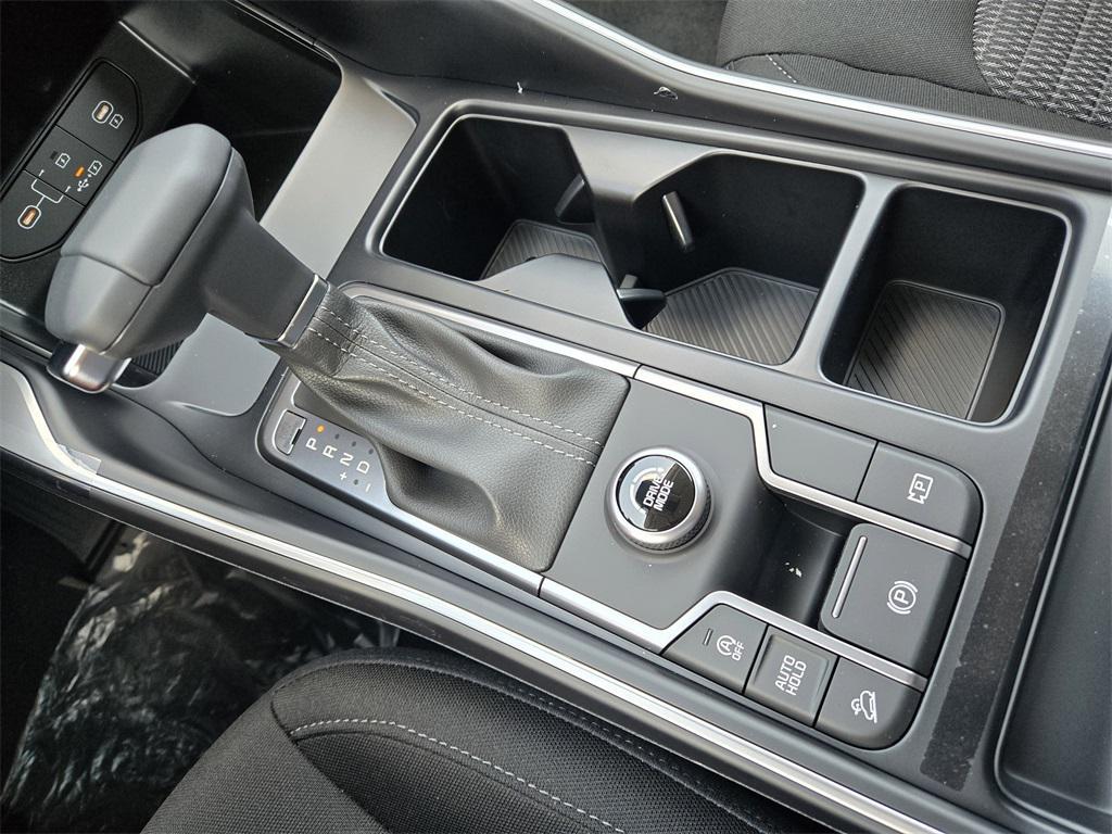new 2026 Kia Sorento car, priced at $33,365