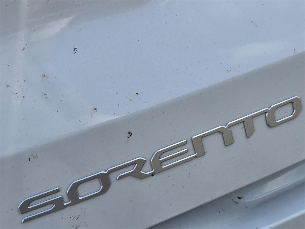 new 2026 Kia Sorento car, priced at $33,365