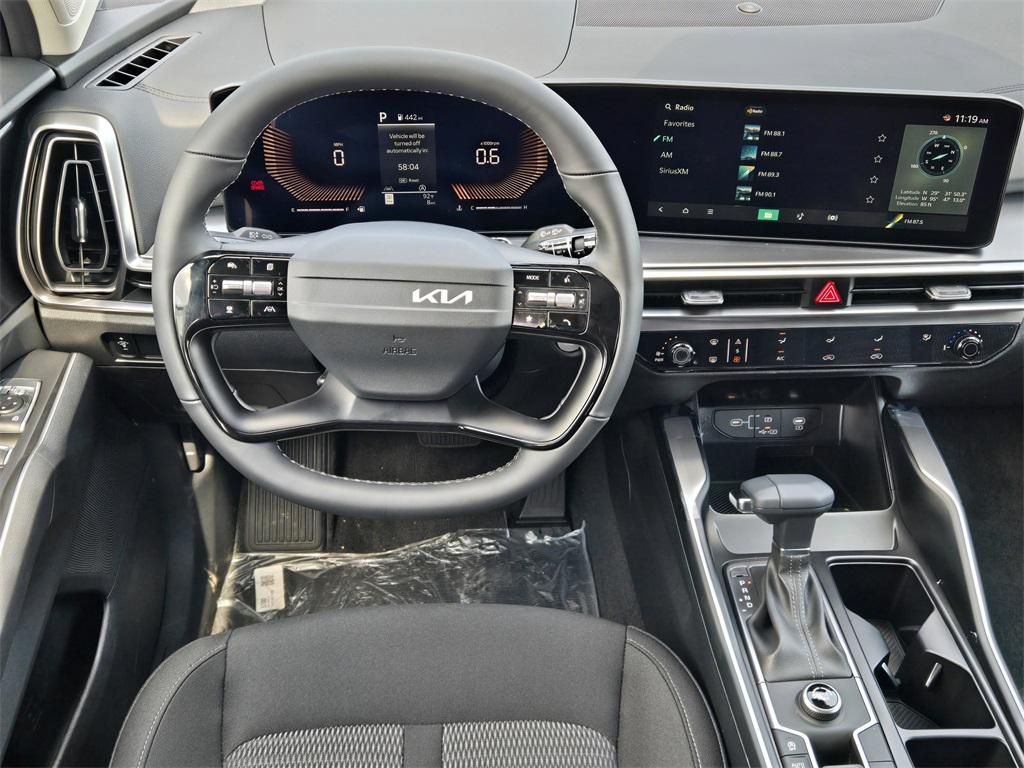 new 2026 Kia Sorento car, priced at $33,365
