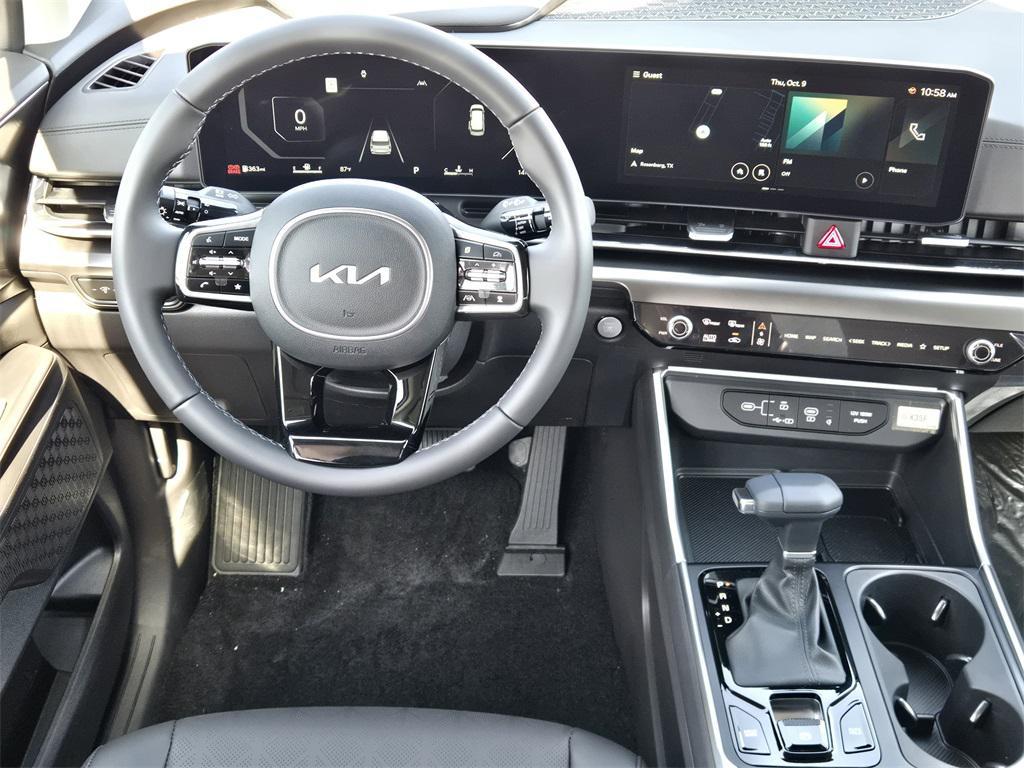 new 2026 Kia Carnival car, priced at $46,399