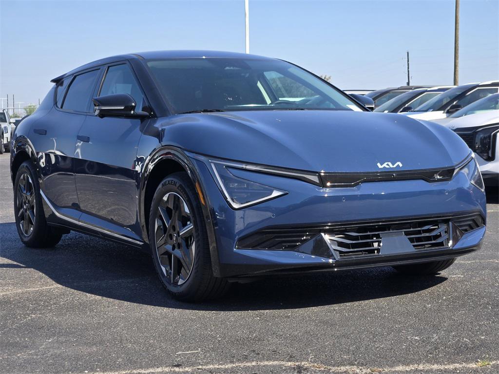 new 2025 Kia EV6 car, priced at $38,197