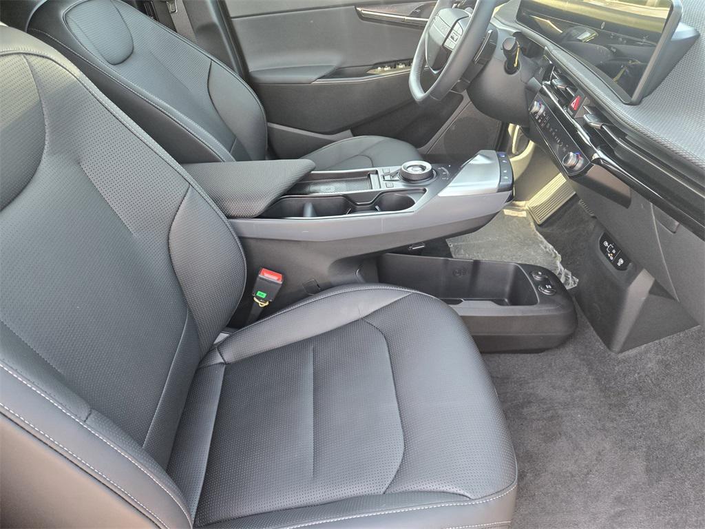 new 2025 Kia EV6 car, priced at $38,197