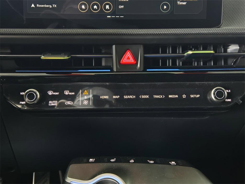 new 2025 Kia EV6 car, priced at $64,667