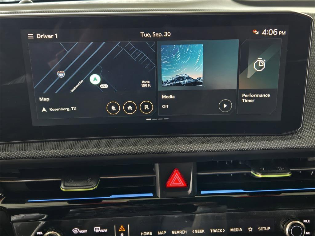 new 2025 Kia EV6 car, priced at $64,667