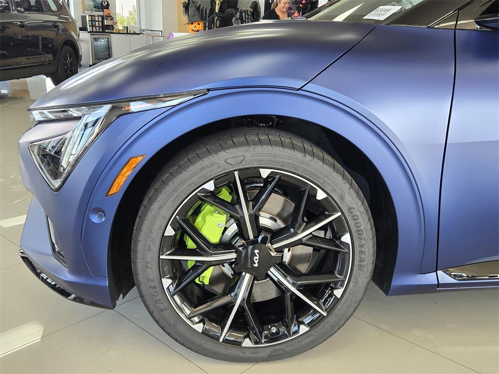 new 2025 Kia EV6 car, priced at $64,667