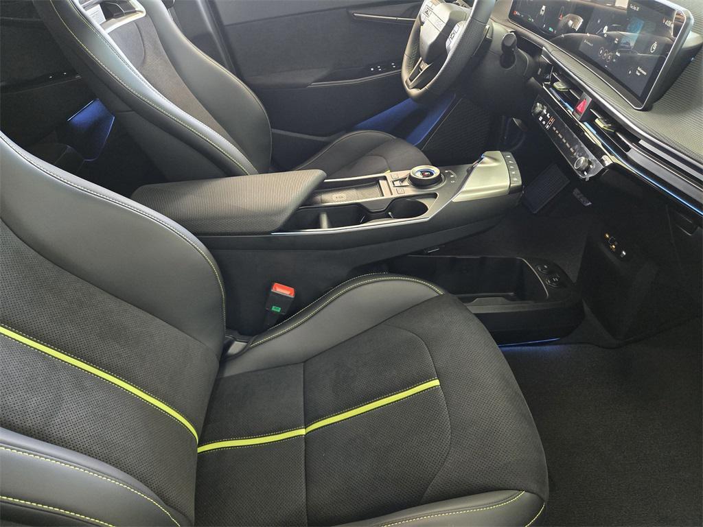 new 2025 Kia EV6 car, priced at $64,667