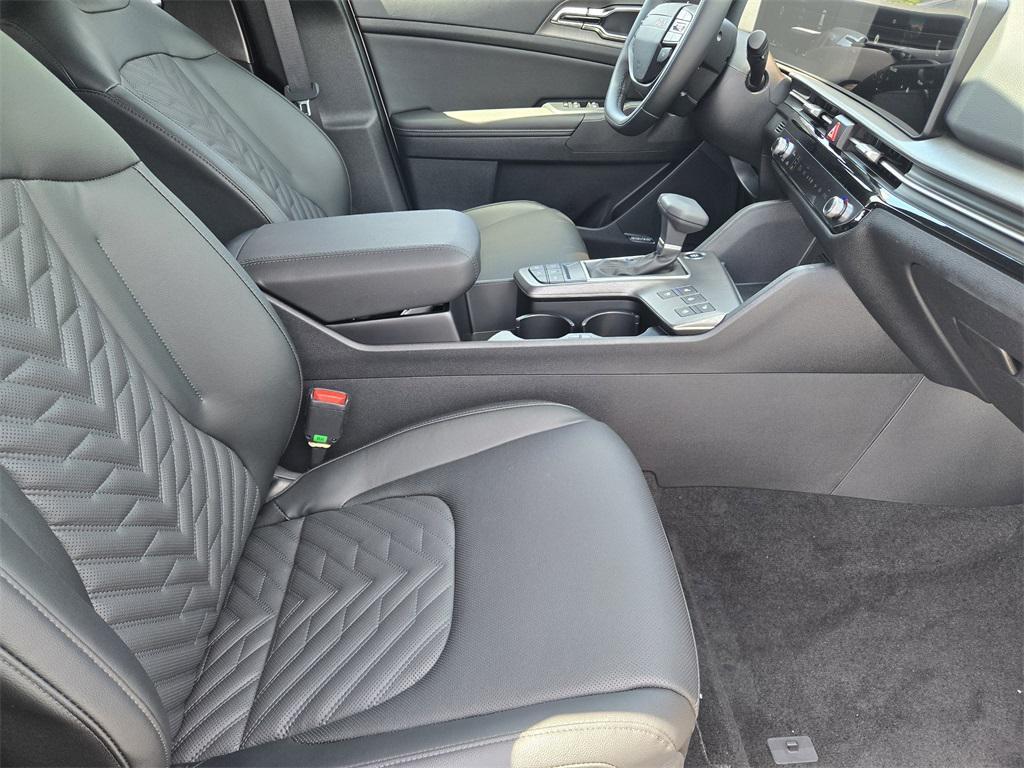 new 2026 Kia Sportage car, priced at $39,083