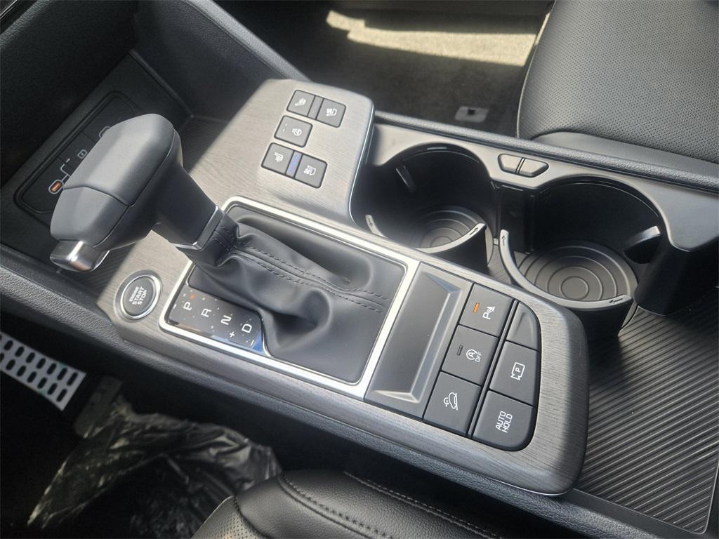 new 2026 Kia Sportage car, priced at $39,083