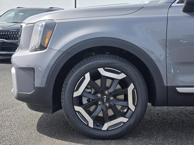 new 2025 Kia Telluride car, priced at $43,305